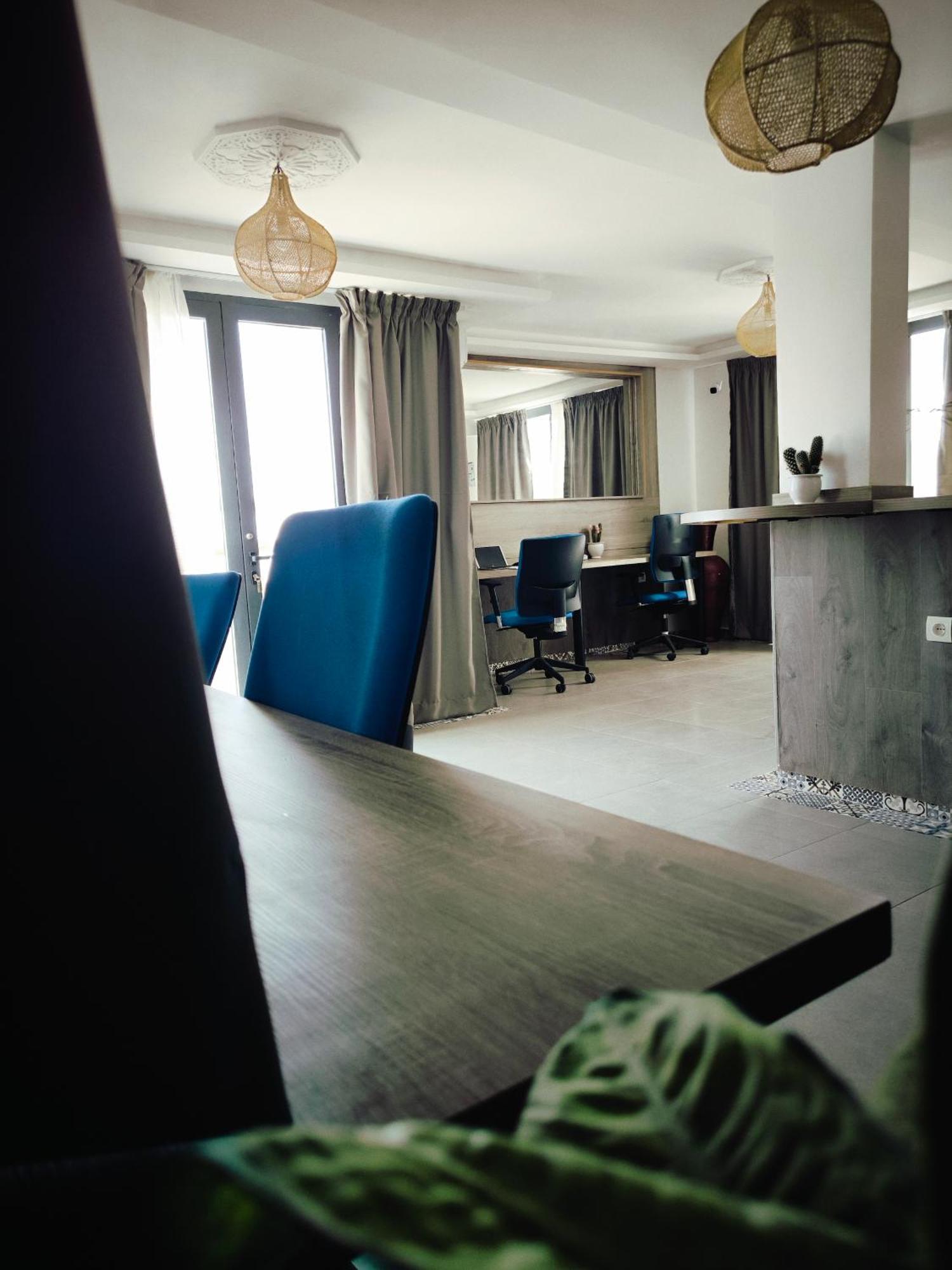 Bigblue Surf Hostel & Coworking Space - Taghazout (Adults Only) Azazoul Екстериор снимка